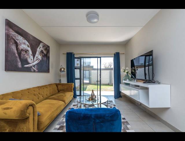 2 BEDROOM APARTMENT TO LET IN EDENBURG